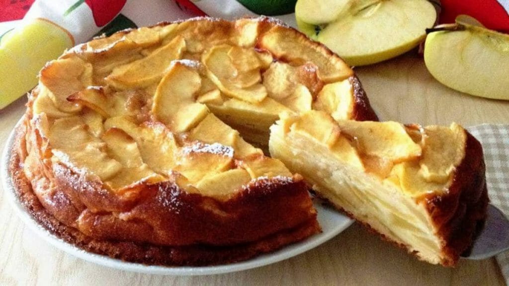 Gâteau invisible aux pommes et à la cannelle simple et rapide