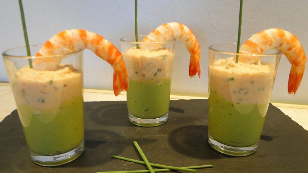 Verrines De Mousse Davocats Et Crème De Crevettes Recette Facile