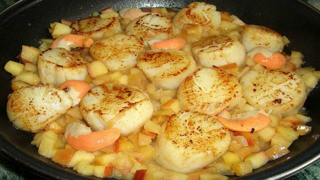 Coquille saint jacques aux poêlées pommes Un vrai délice ! Recette Facile