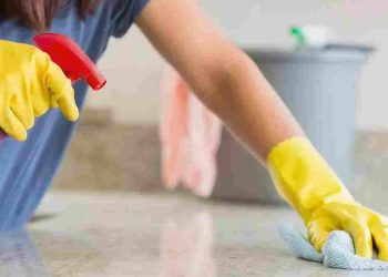 Comment bien nettoyer sa maison avec des produits naturels ? Voici les 4 Routines de Grand-mère à connaître !